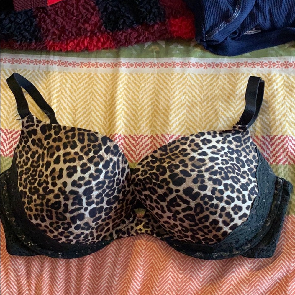 Gently worn Leopard print push-up bra: Size 38D